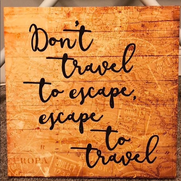 Decorative wall hanging - Picture 1 of 3